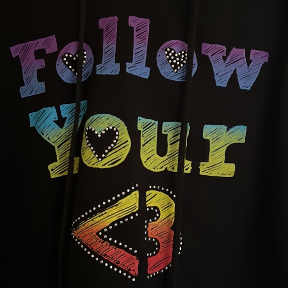 Hooded Crop Top - Picture 2 of 3